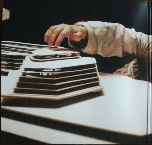 Arctic Monkeys : Tranquility Base Hotel + Casino (LP, Album, 180)