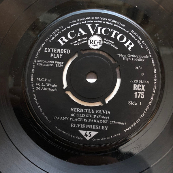Elvis Presley : Strictly Elvis (7", EP, RP)
