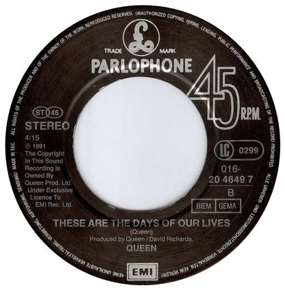 Queen : Bohemian Rhapsody / These Are The Days Of Our Lives (7", Single)