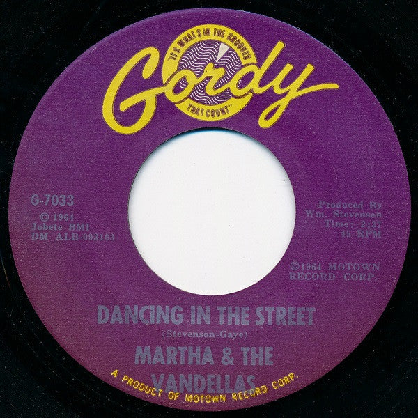 Martha & The Vandellas* : Dancing In The Street / There He Is (At My Door) (7", Single, Ame)