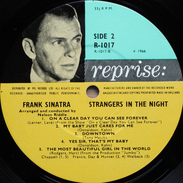 Frank Sinatra : Strangers In The Night (LP, Album, Mono, RE)