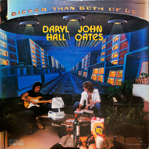 Daryl Hall & John Oates : Bigger Than Both Of Us (LP, Album, RE, Bla)