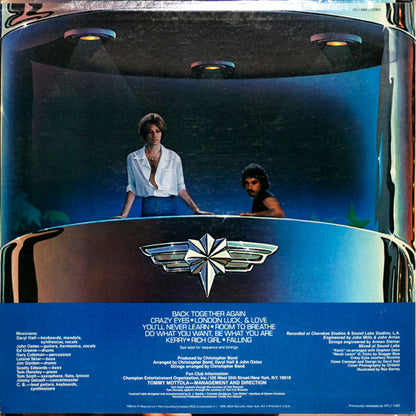 Daryl Hall & John Oates : Bigger Than Both Of Us (LP, Album, RE, Bla)