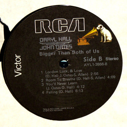Daryl Hall & John Oates : Bigger Than Both Of Us (LP, Album, RE, Bla)