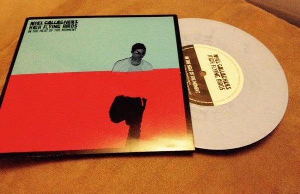 Noel Gallagher's High Flying Birds : In The Heat Of The Moment (7", Single, Ltd, Blu)