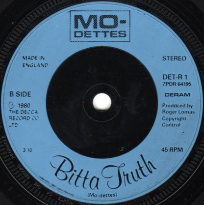 Mo-Dettes : Paint It Black (7", Single)